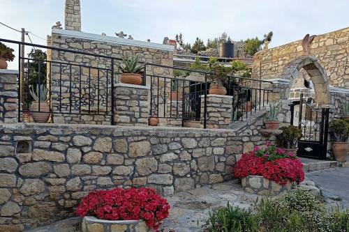 Traditional Creta Stone House In Serenity Village