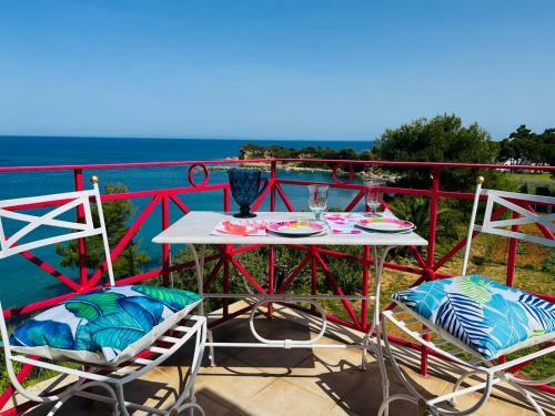 Hotel Deep Blue Villas