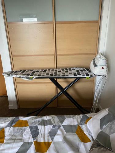 Secc/hydro Modern 6th Floor 2br Apartment, Great Views & Free Parking