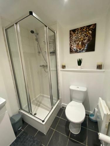 Secc/hydro Modern 6th Floor 2br Apartment, Great Views & Free Parking