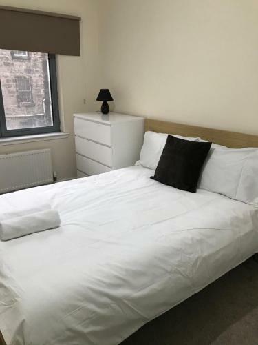 Apex Fox Street Apartment With Free Parking