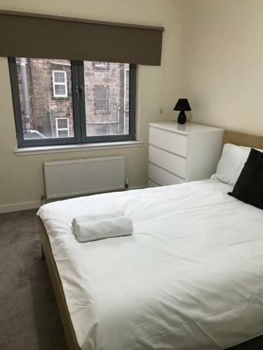 Apex Fox Street Apartment With Free Parking