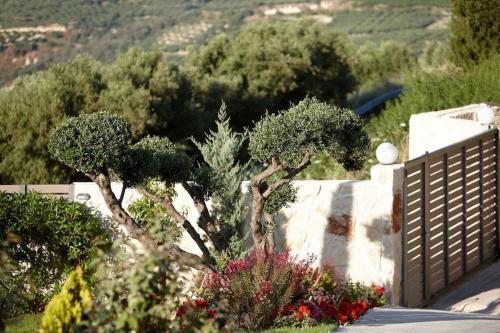 Belle Vue Luxury Villa Voutes