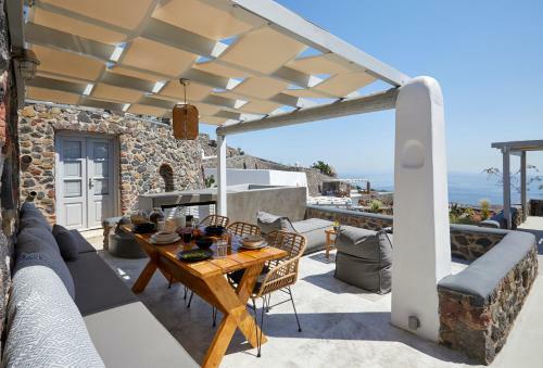 Villa El Verano Suites