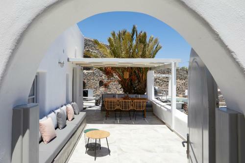 Villa El Verano Suites