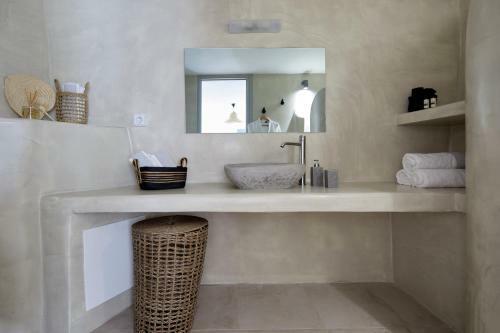 Villa El Verano Suites