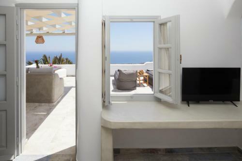 Villa El Verano Suites