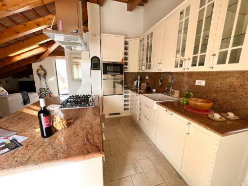 Apartamento Erman House Mansarda Con Idromassaggio