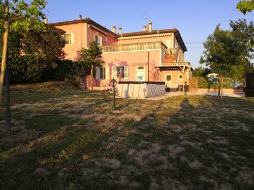 Appartamento Indipendente Con Piscina E Giardino