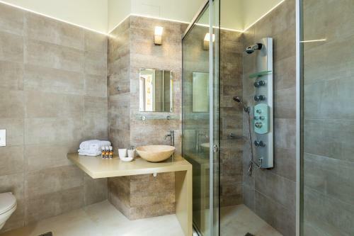 Villa Paralia Beachfront Residence