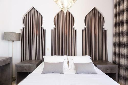 Villa Paralia Beachfront Residence