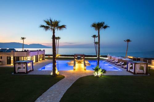Villa Paralia Beachfront Residence