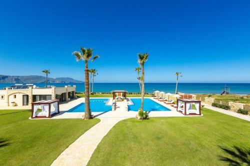 Villa Paralia Beachfront Residence
