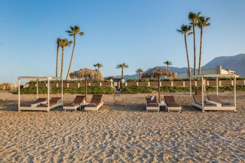 Villa Paralia Beachfront Residence