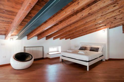Apartamento Duplex Open Space With Private Courtyard In Center