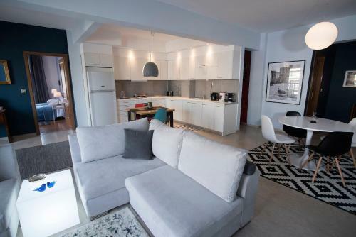 Thessaloniki Sea View Boardwalk Apartment