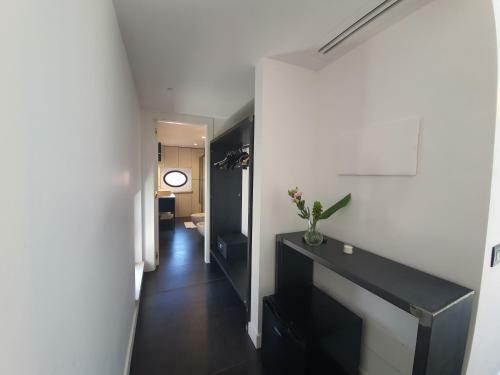 Hostal Belu - Fondi Holiday Rooms
