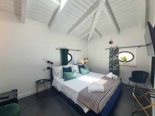 Hostal Belu - Fondi Holiday Rooms