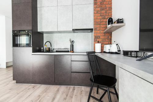 Delux Apartment City Centre Netflix- Greenpark - River