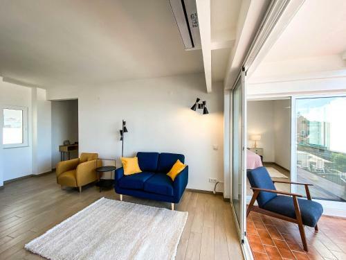 Balcony W Seaview - 1 Bed Apart