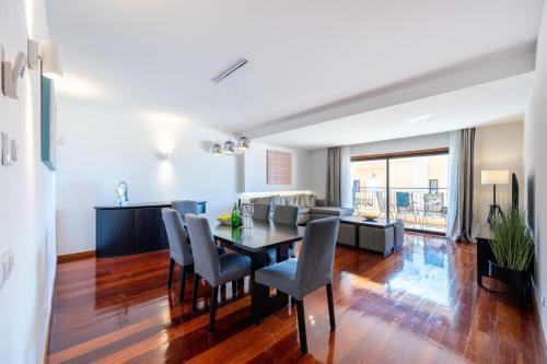 Ba�a Da Luz - Sea View Luxury Apartment