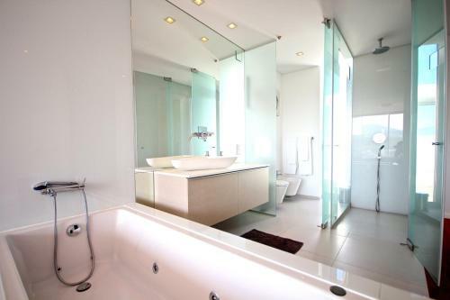 Lux Design Villa In Sintra
