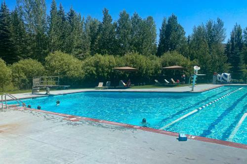 Fun In The Sun Valley