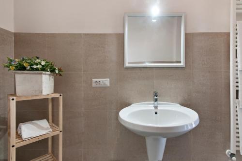 Apartamento Via Del Mare Rooms