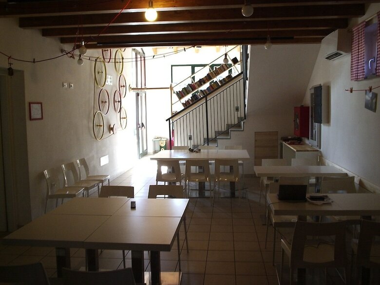 Albergue Ostello Casa Rossa