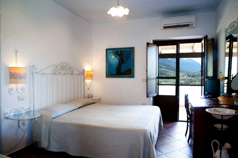 Hotel Di Turismo Rurale Belvedere Pradonos