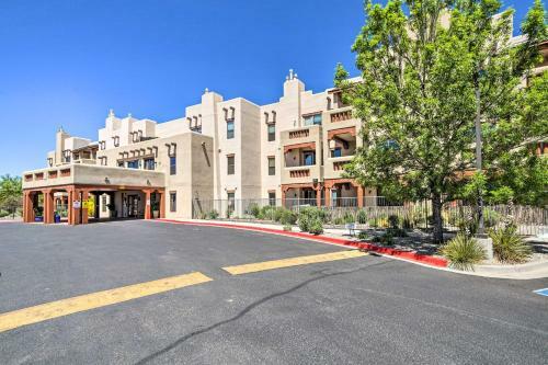 Apartamento Luxurious Santa Fe Retreat With Community Pool!