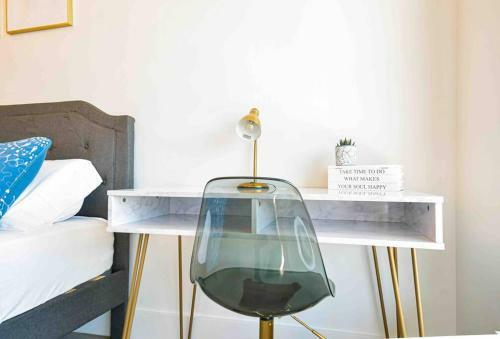 Apartamento 510/512 Brooklyn Luxury Duplex (2 Apts) Pets & Parking!