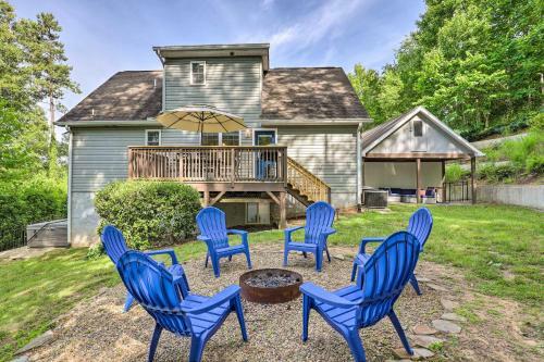 Tree-lined Firefly Hideaway Leicester Home!