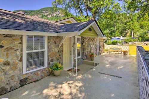 Unique Chimney Rock Home With Breathtaking View