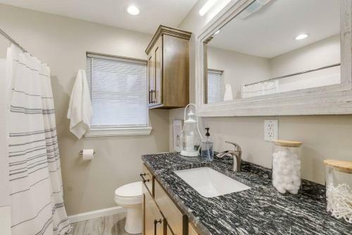 3 Br Newly Remodeled Home With Farm Style Decor