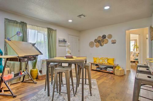 Vibrant-boho, Pet-friendly Oklahoma City Digs