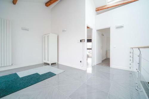 Beautiful House 10 Min Walk From Paris