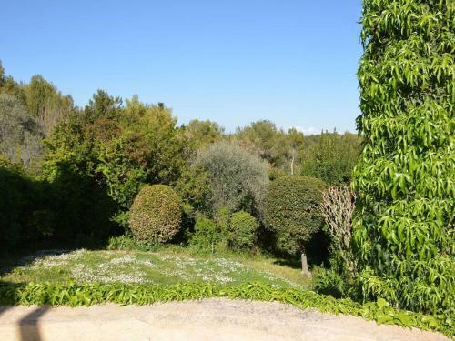 Spacious Holiday Home In Mouans-sartoux With Garden