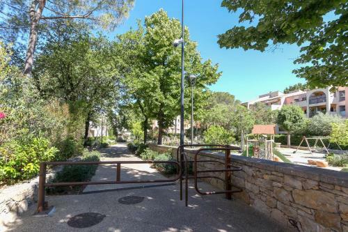 Apartamento AC Appartment With Terrace Parking And Pool- Benakey