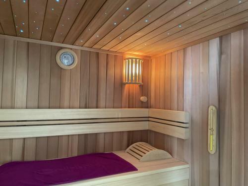 Hostal N�-de Gites Et Spa