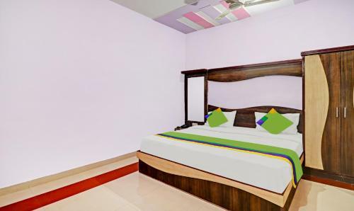 Treebo Trend Hotel Golden Bird