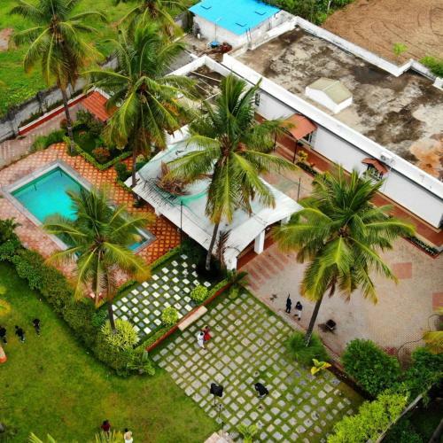 Bk Villa And Farms