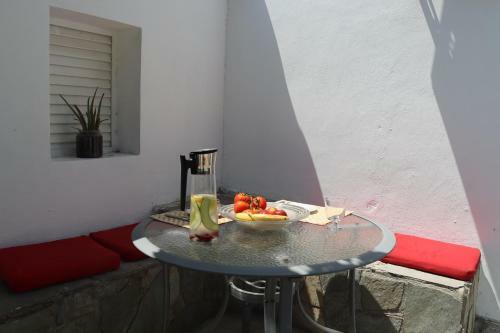 Apartamento Mediterranean Poolside Garden Cottage