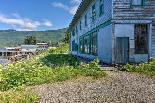 Apartamento Waterfront Apt With Mtn View, Walk Into Town!