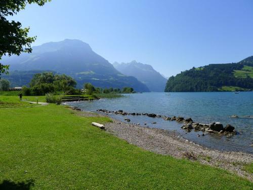 Apartment Waterfront Stays