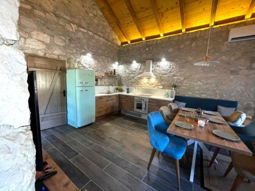 Kostela Stone House