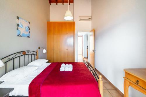 Kate's Latchi Beachfront Apartment 104 By Ezoria