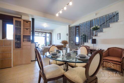 Galini Villa, 3 Bdrms, Sea Views & Private Garden