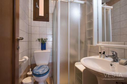 Galini Villa, 3 Bdrms, Sea Views & Private Garden
