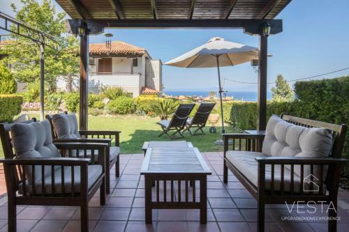 Galini Villa, 3 Bdrms, Sea Views & Private Garden